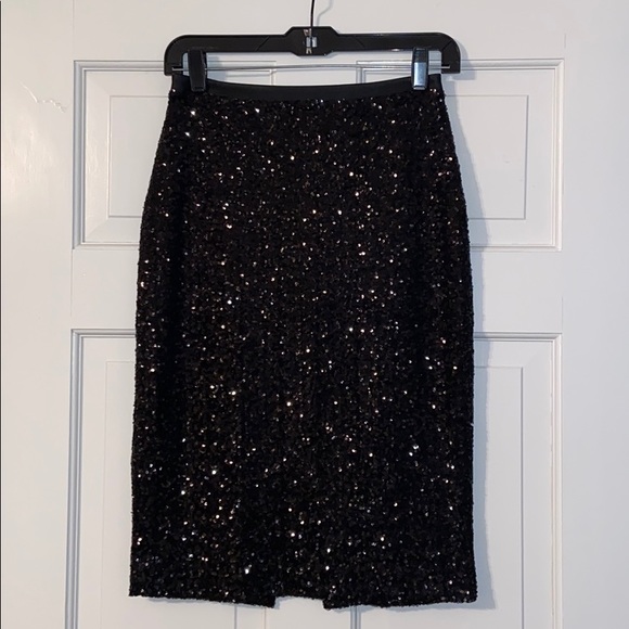 Express Dresses & Skirts - EXPRESS SEQUIN SKIRT SIZE 2